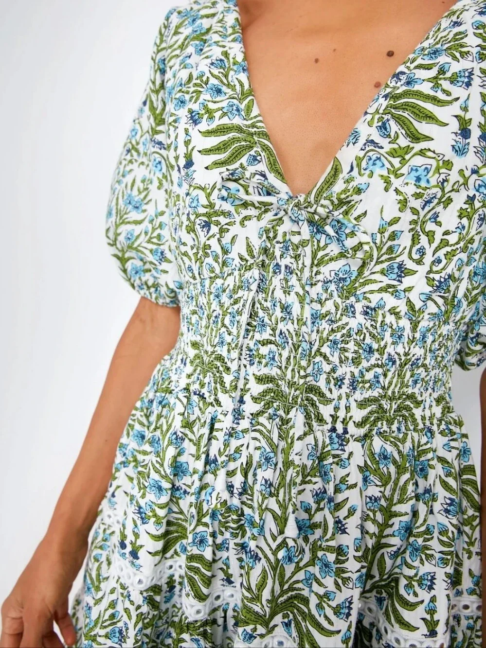 SAYLOR White Floral Puff-Sleeve Mini Dress with Green Print - Picture 5 of 16